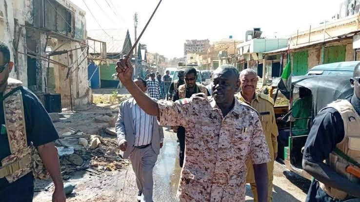حملة إزالة في الخرطوم تستهدف أصحاب الأعمال الهامشية