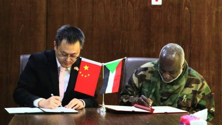 السودان يراهن على “النحاس” في صفقة صينية لدعم الجيش بقيمة 300 مليون دولار
