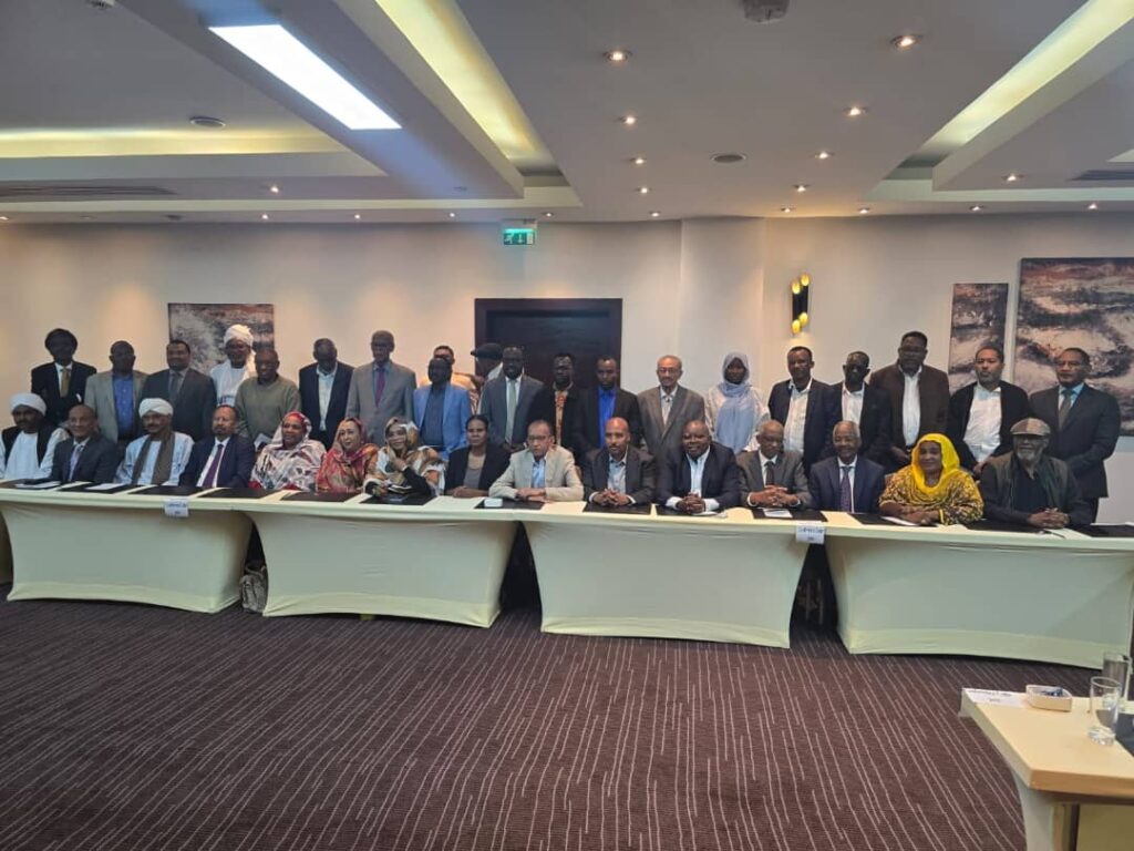 قوى سودانية مناهضة للحرب ترفض دعوة البرهان للحوار وتطرح مساراً بديلاً للسلام