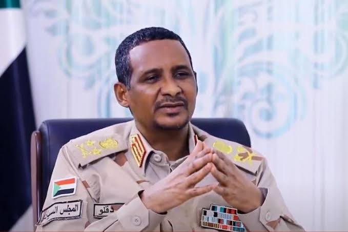 حميدتي يدعو أطراف هيبان إلى الالتزام بوقف إطلاق النار وفتح الطرق