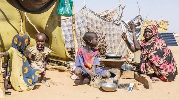 السودان: الغذاء في الأسواق لكن الجنيه ينهار والأسر تفقد قدرتها على الشراء