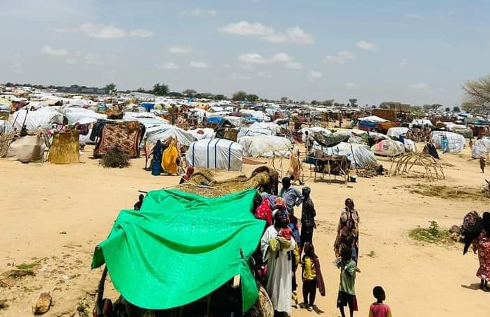 أمطار تدمر ألف مسكن للاجئين السودانيين في شرق تشاد وتحذيرات من كارثة إنسانية